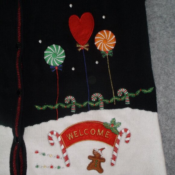 Gingerbread House embroidered Christmas / Winter Sweater Vest - Women's Size XL - Picture 4 of 11